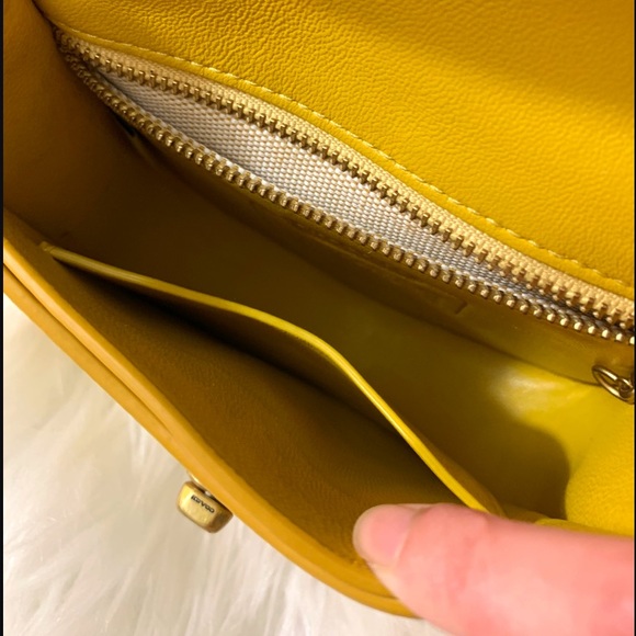 Discontinued‼️Coach Turnlock Flap Pouch 15 - Picture 8 of 12